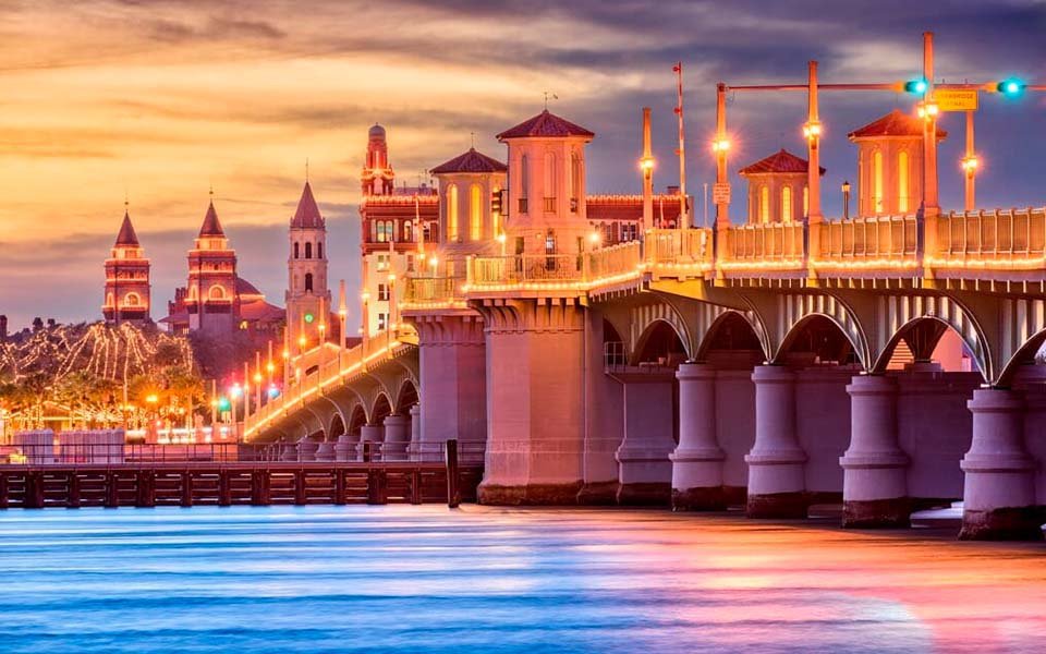 San Augustine Iluminado Bus Tour