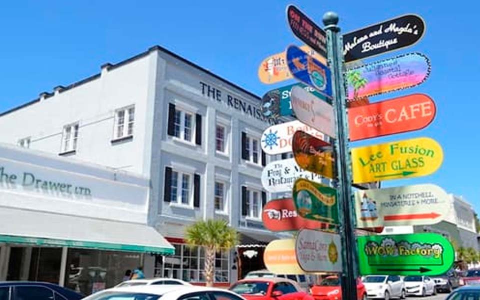 Mount Dora, St Johns River & Casadaga Town